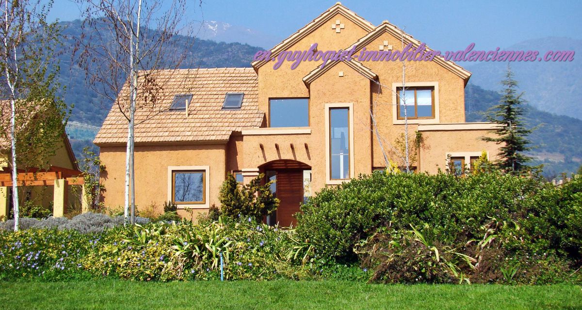 en.guyhoquet-immobilier-valenciennes.com